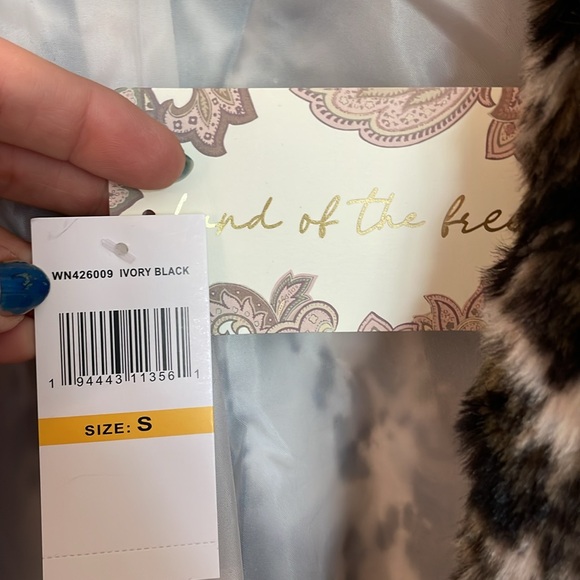 BAND OF THE FREE WILD CAT LEOPARD FAUX FUR OPEN JACKET BLACK BROWN IVORY SIZE S - Picture 12 of 13